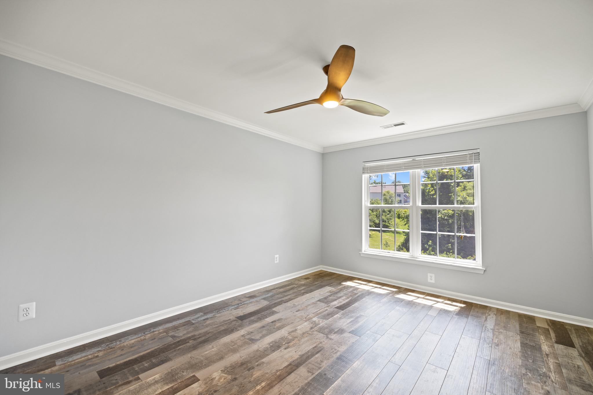 RESERVE AT POTOMAC CREST - Residential