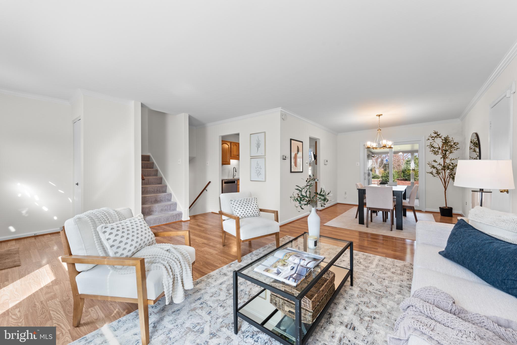 HUNTERS CREEK - Residential