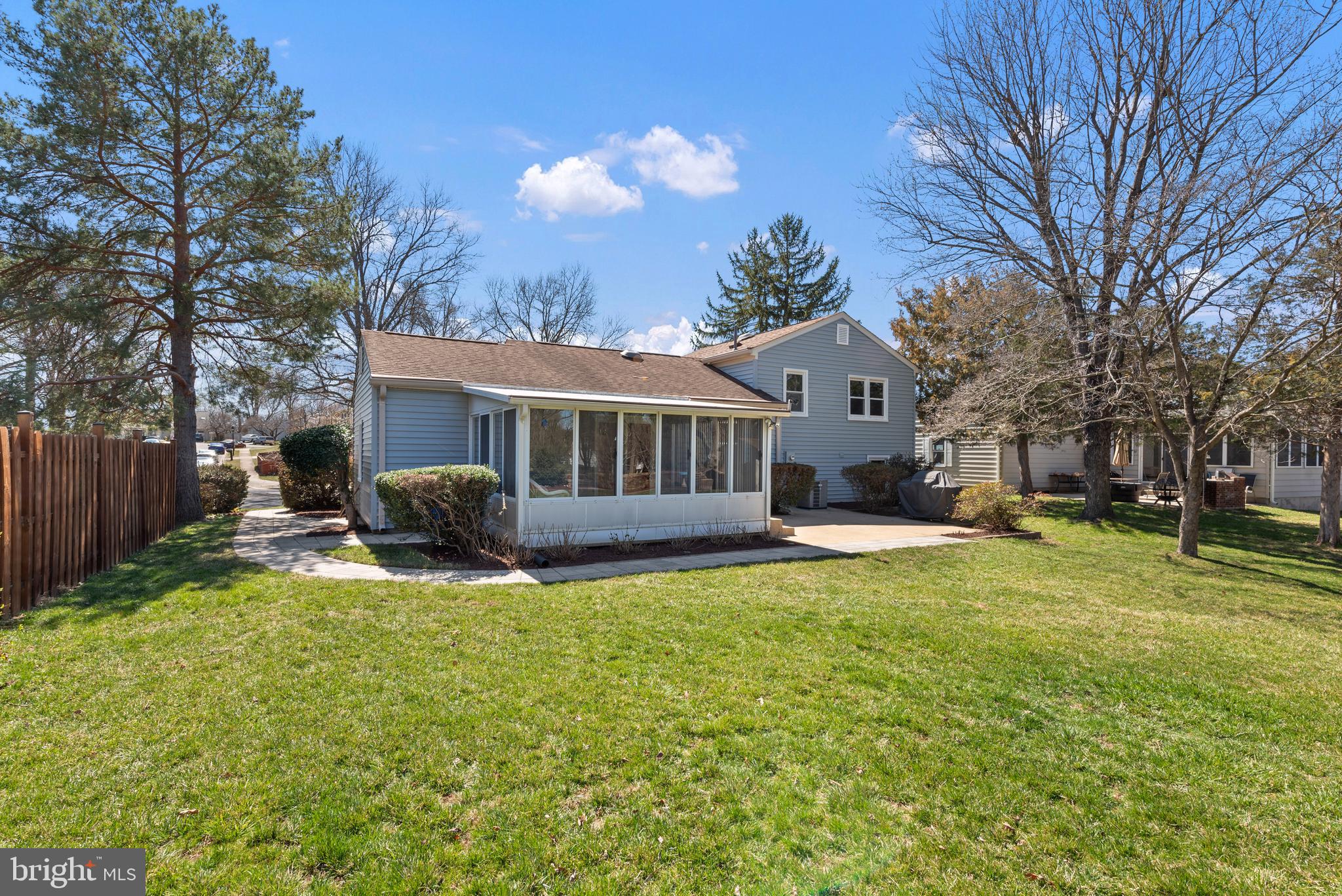 HUNTERS CREEK - Residential