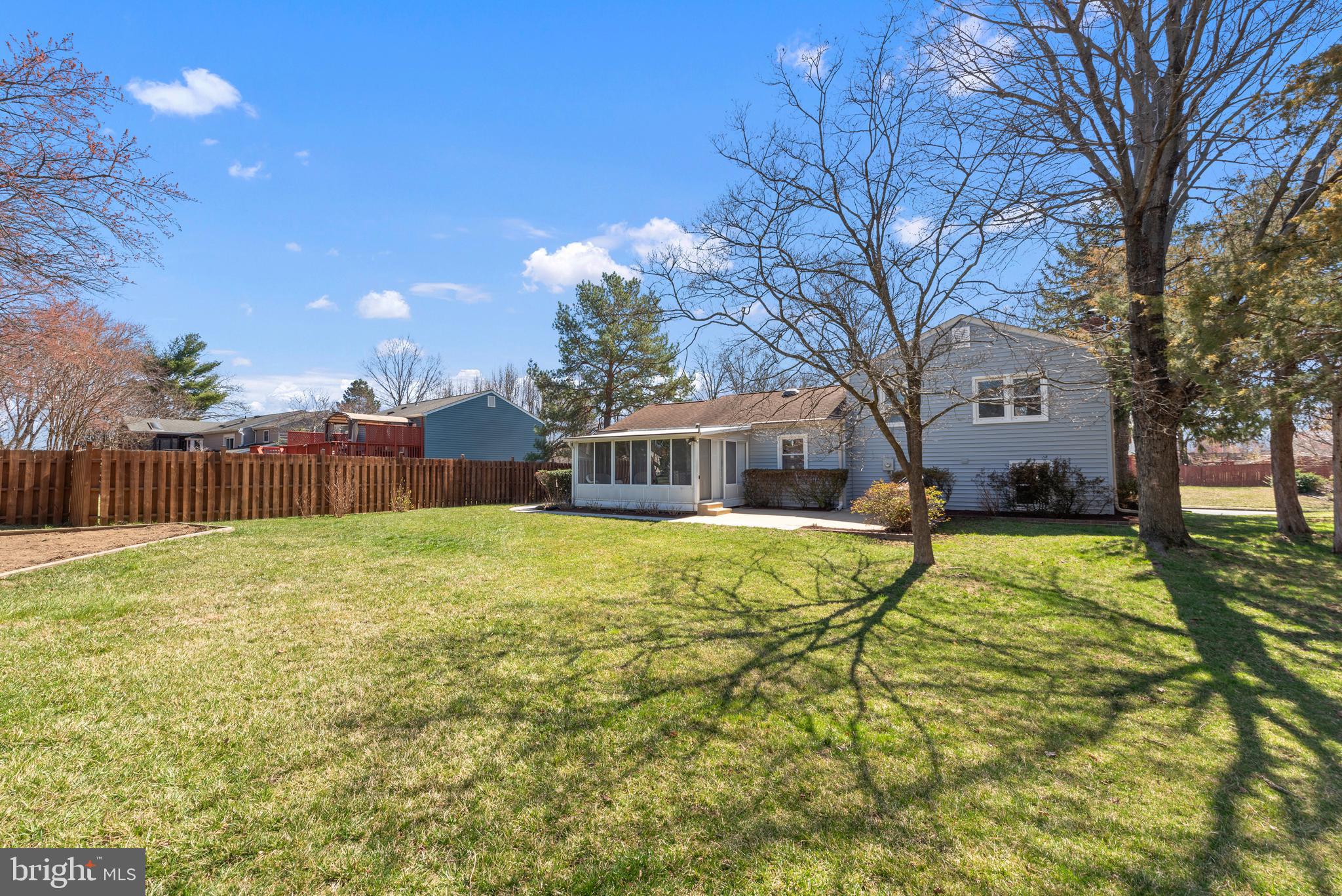 HUNTERS CREEK - Residential