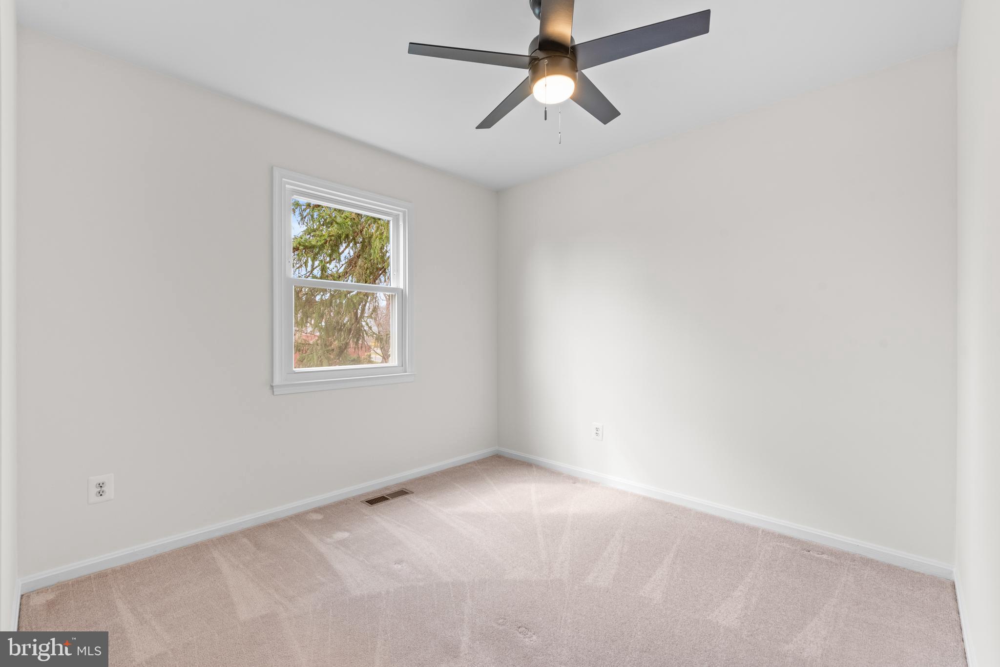 HUNTERS CREEK - Residential