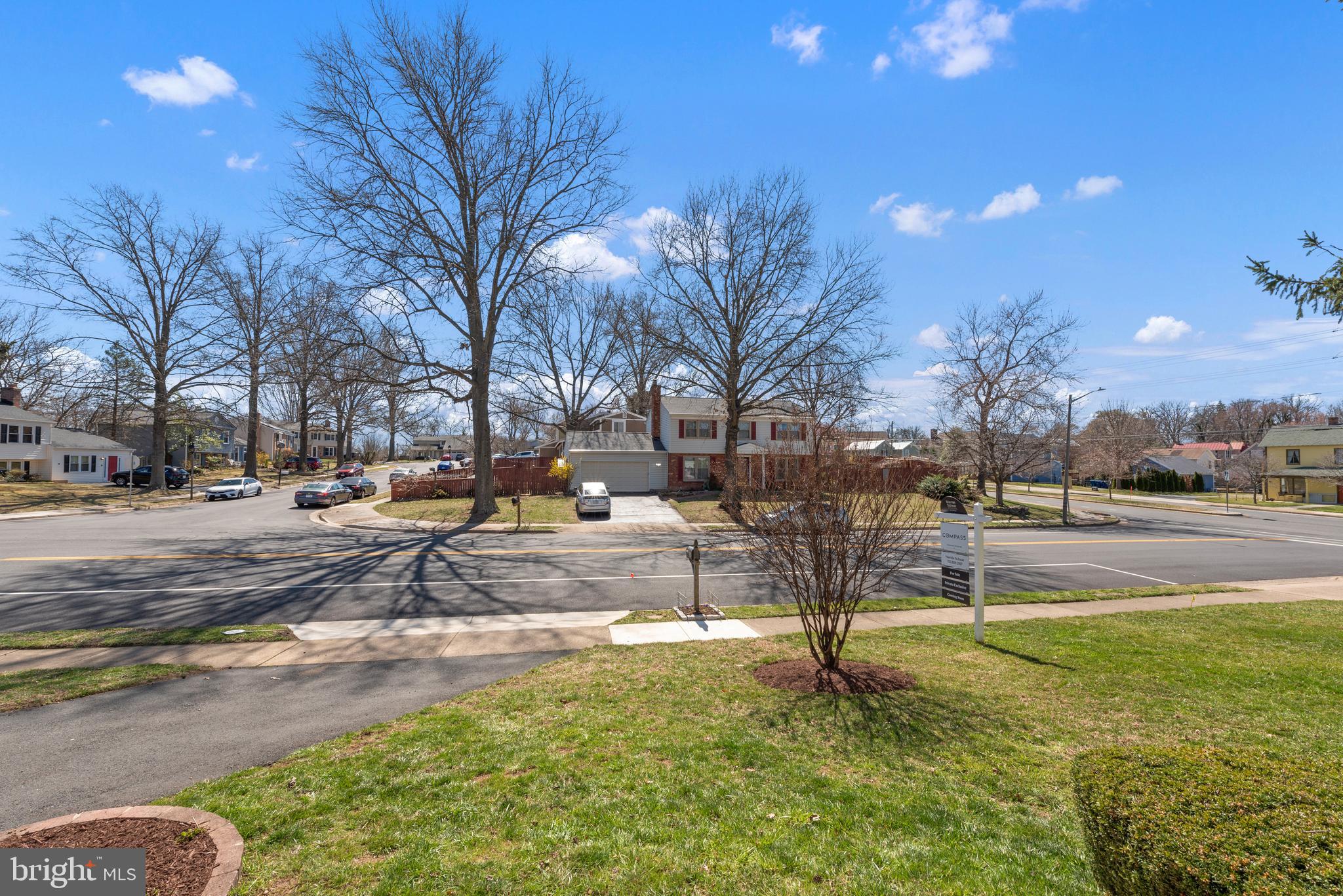 HUNTERS CREEK - Residential