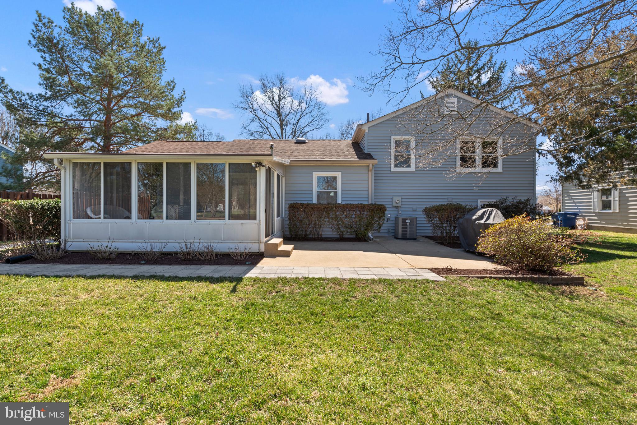 HUNTERS CREEK - Residential