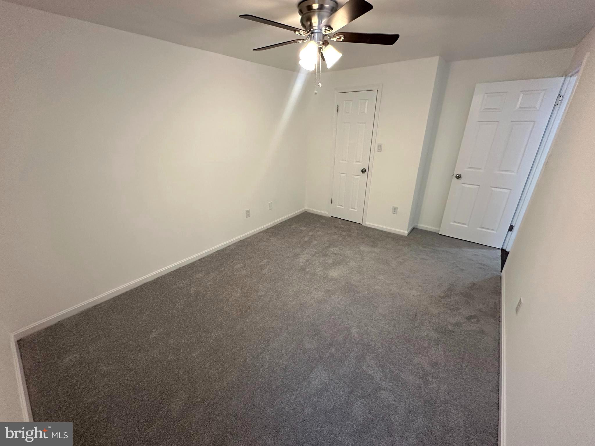 HUNTLEY SQUARE - Residential