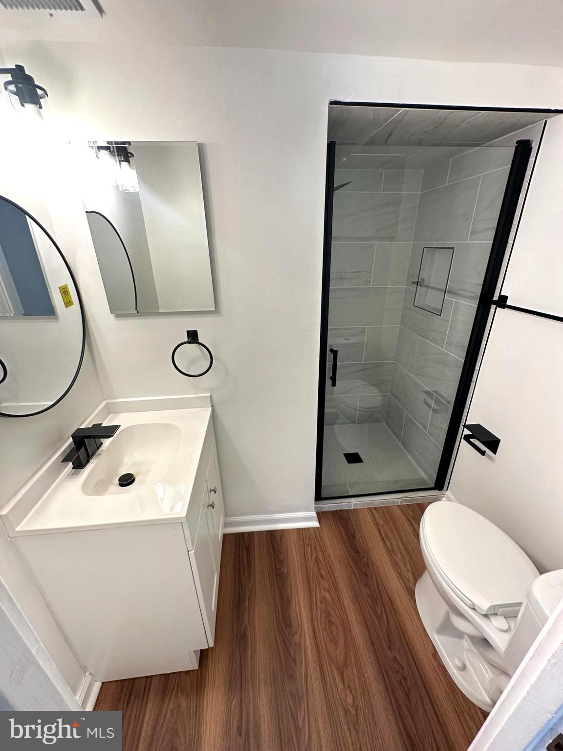 HUNTLEY SQUARE - Residential