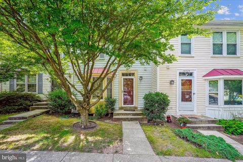 Photo of CENTREVILLE, VA 20121 (MLS # VAFX2290482)