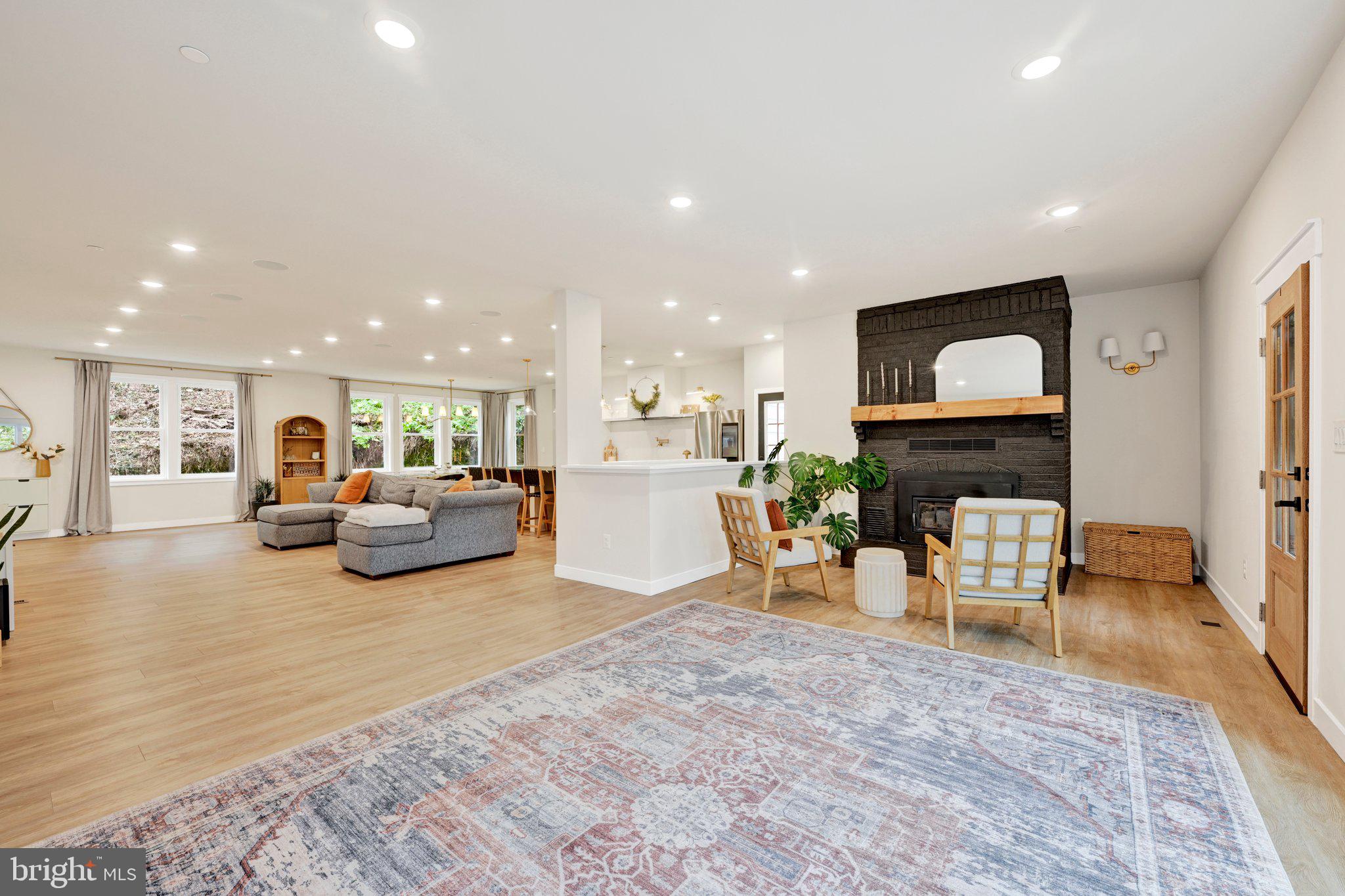 5437 GLEN ARM ROAD