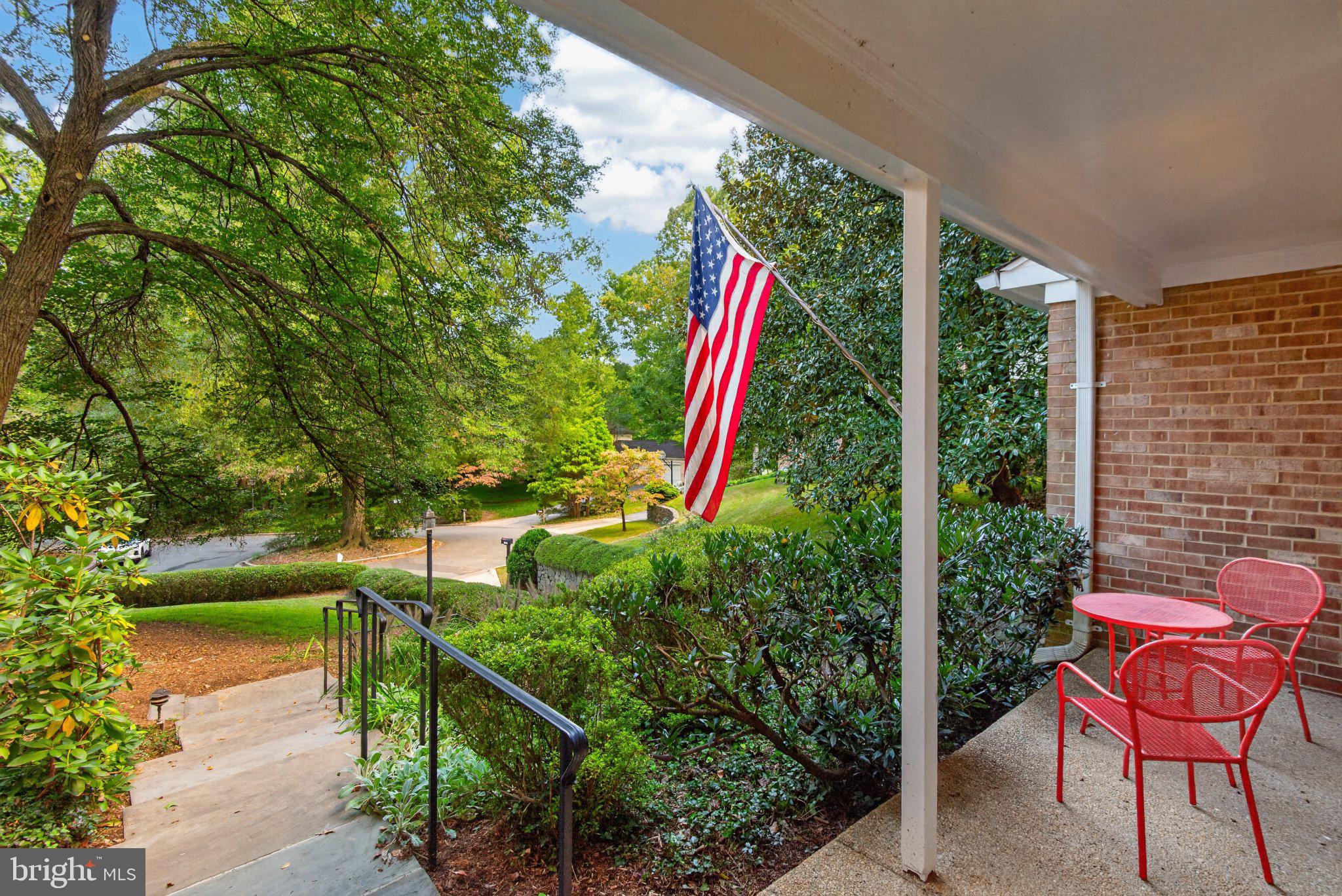 6409 FALLEN OAK COURT