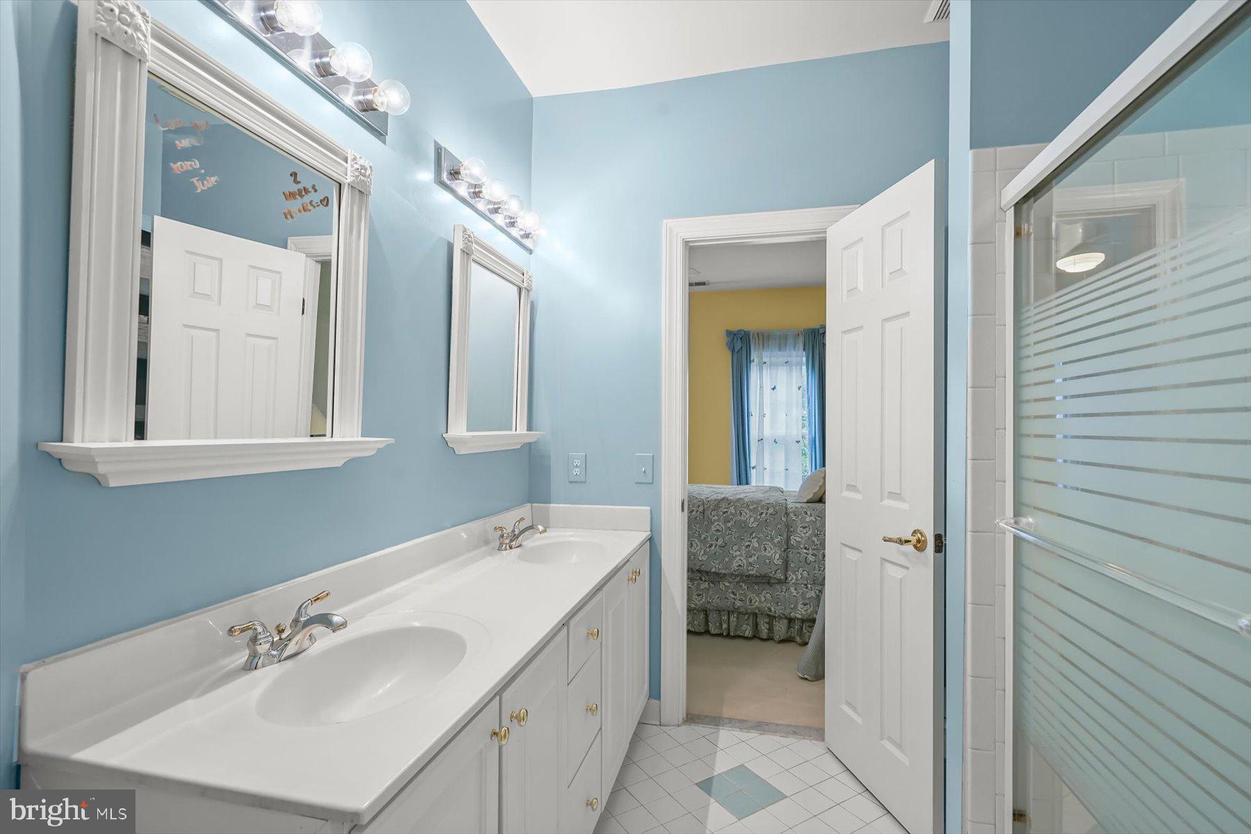 WILLOWS OF POTOMAC - Residential