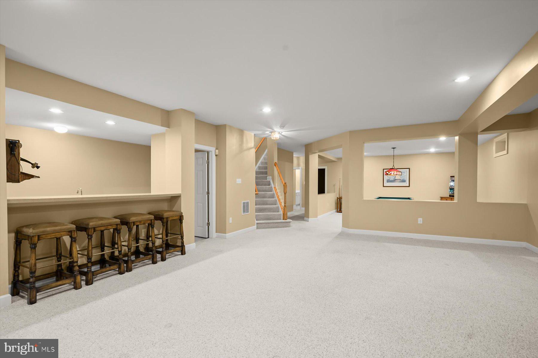 WILLOWS OF POTOMAC - Residential