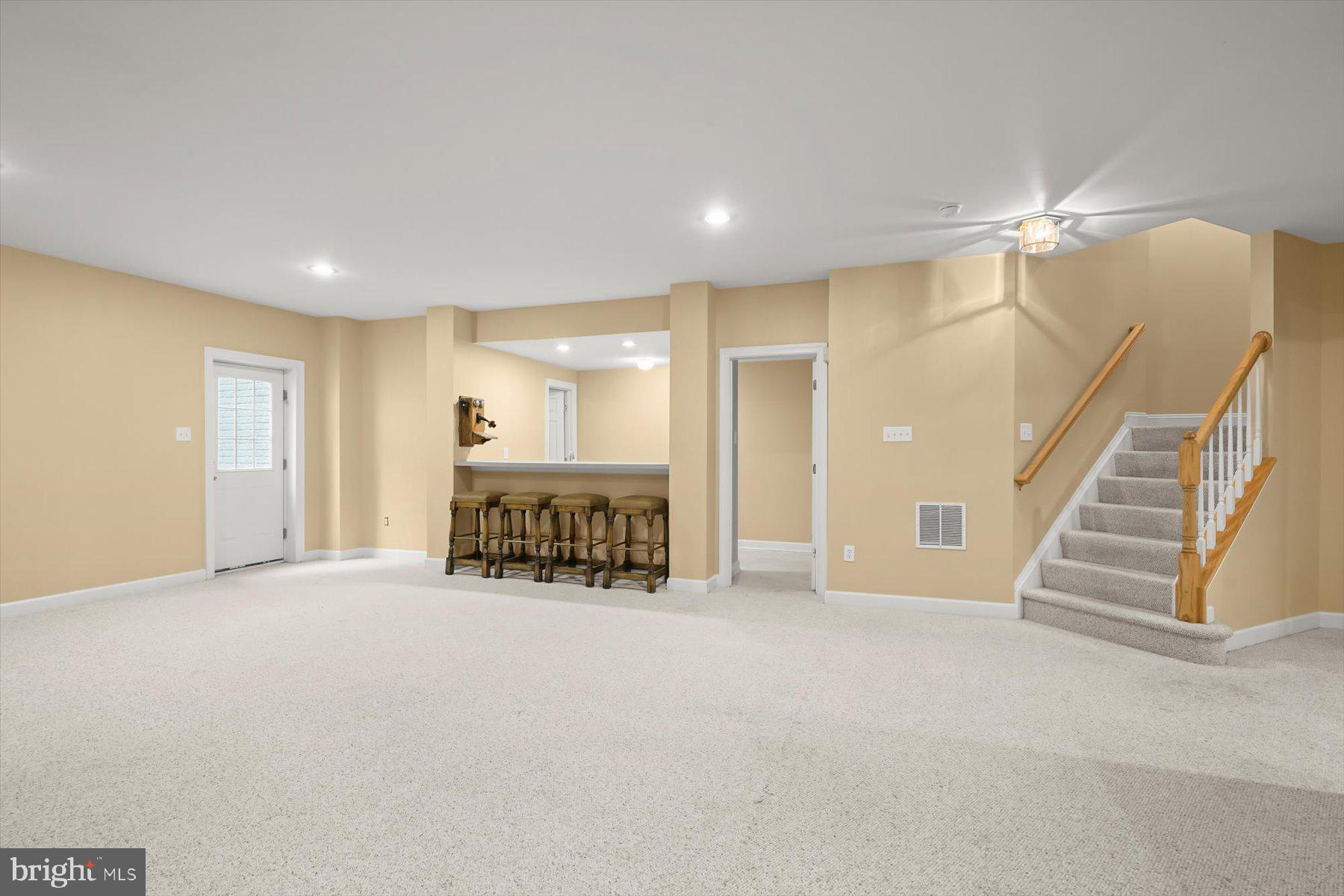 WILLOWS OF POTOMAC - Residential