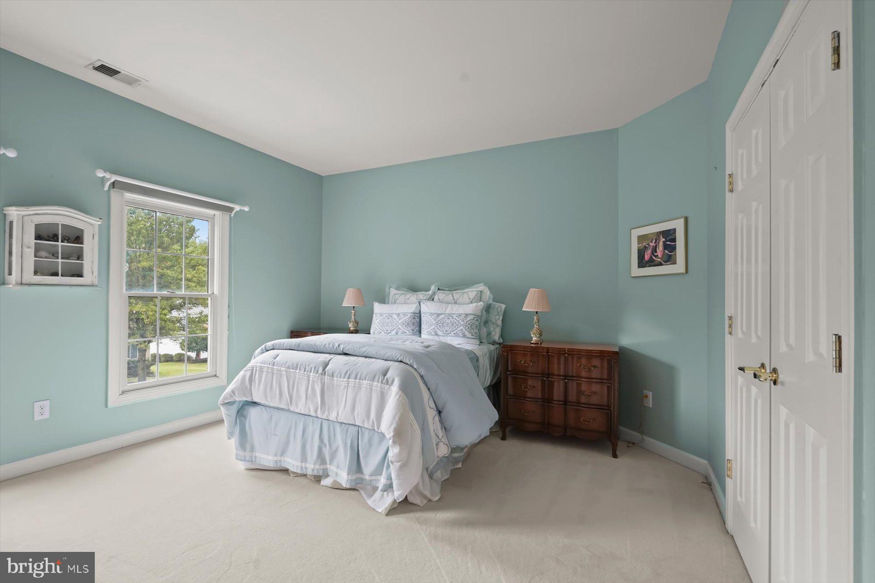 WILLOWS OF POTOMAC - Residential