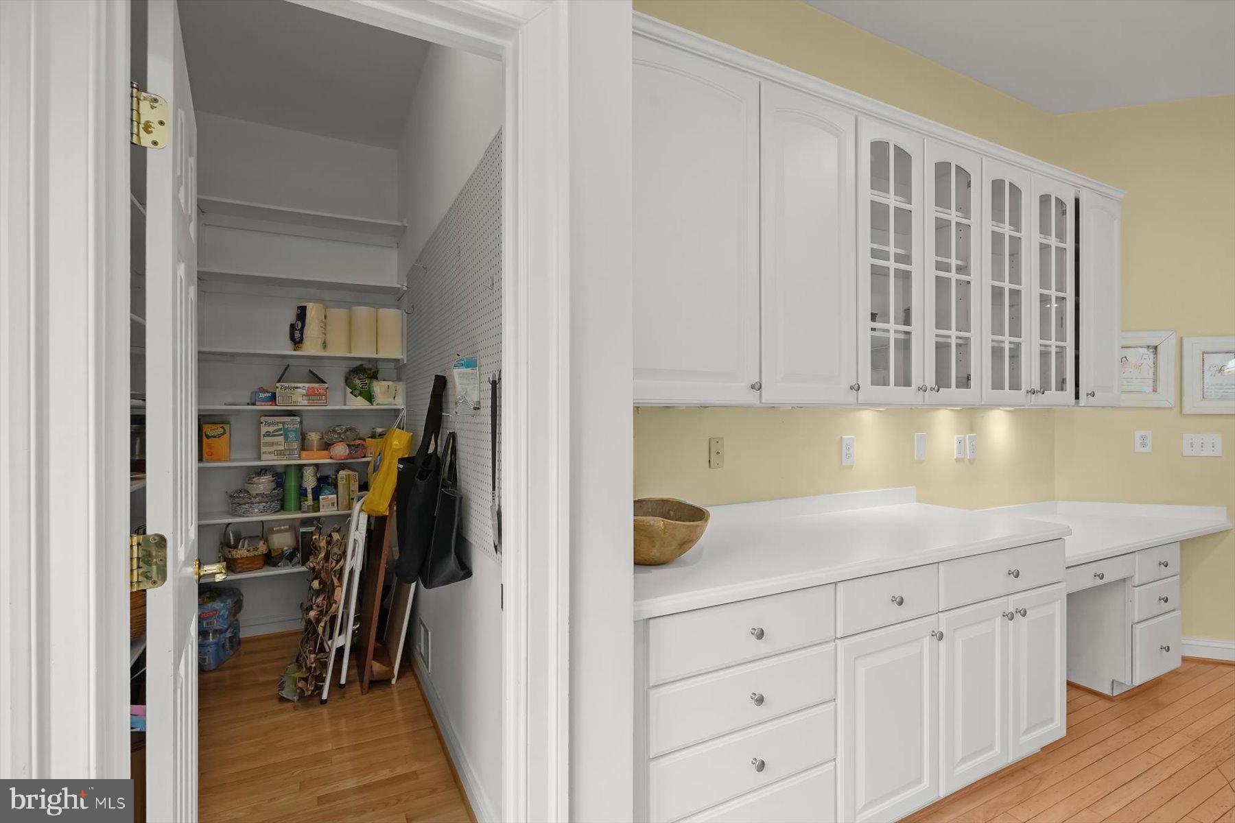 WILLOWS OF POTOMAC - Residential