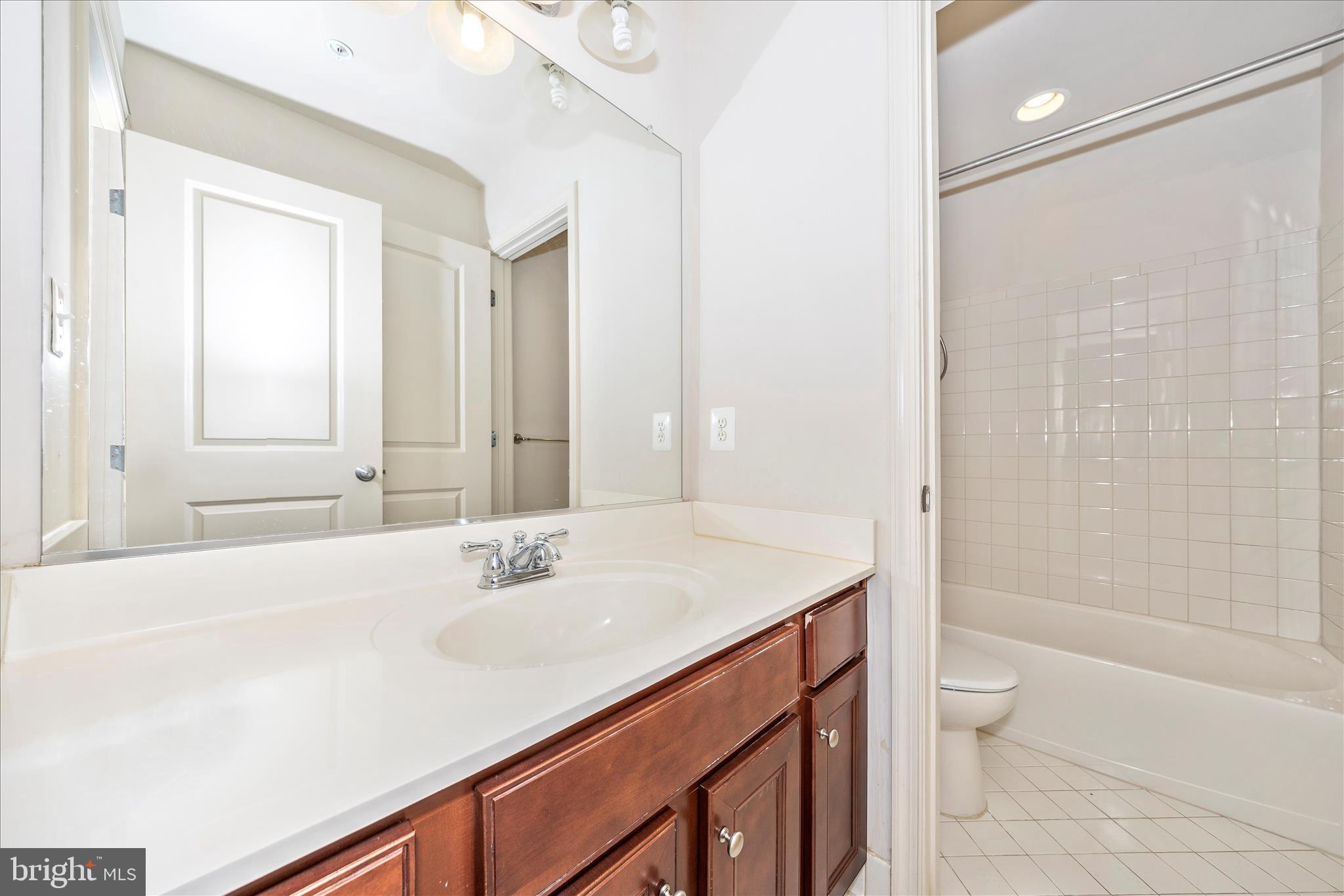 LANDSDALE - Residential