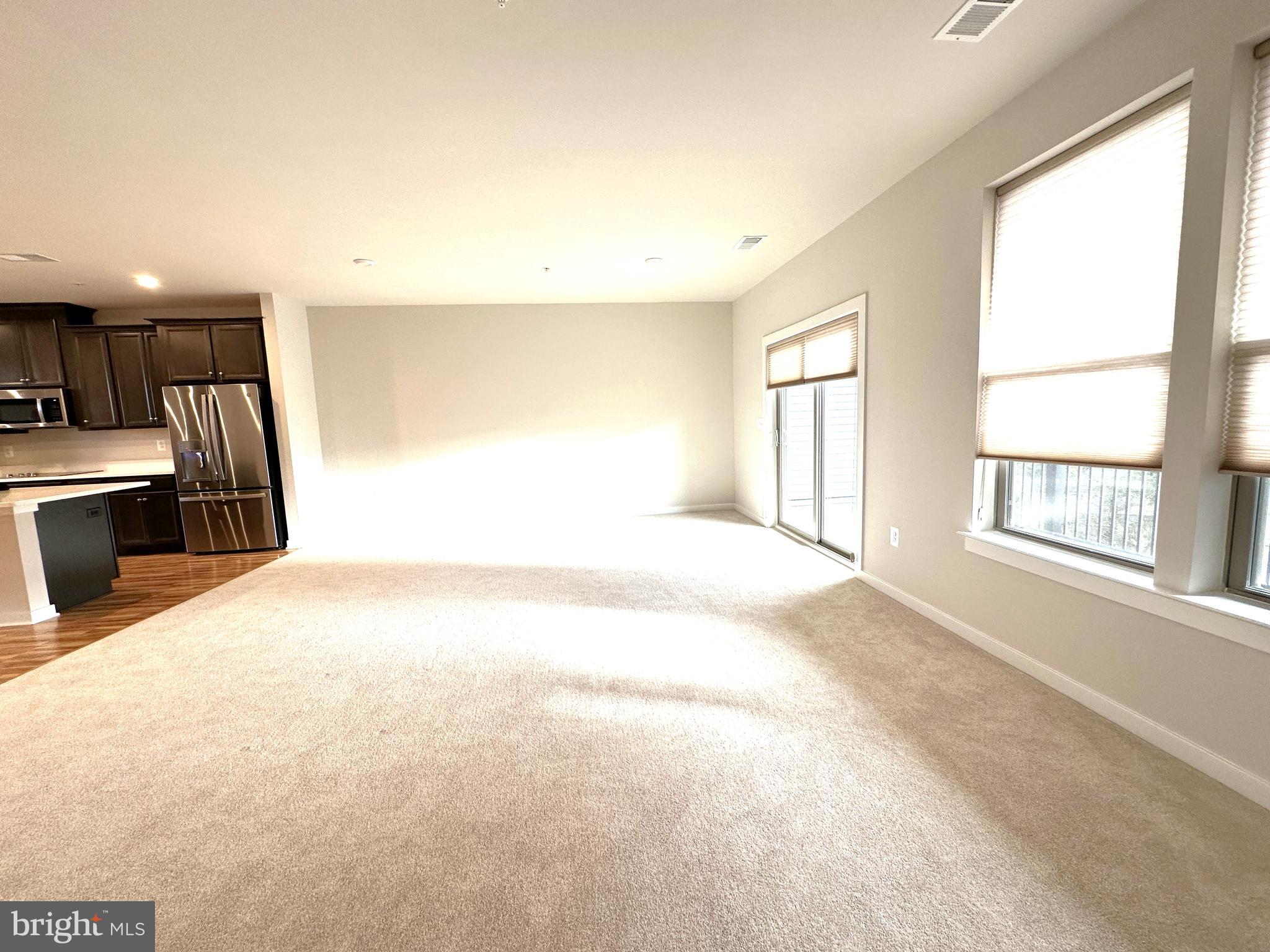 DULLES TECHNOLOGY - Residential Lease