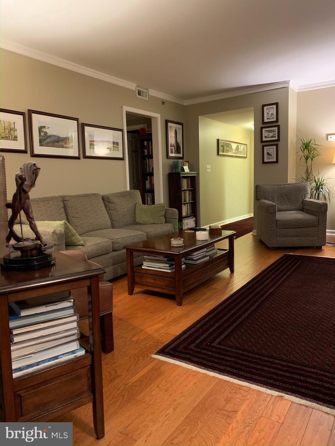 COLECROFT STATION CONDOMINIUM - Residential