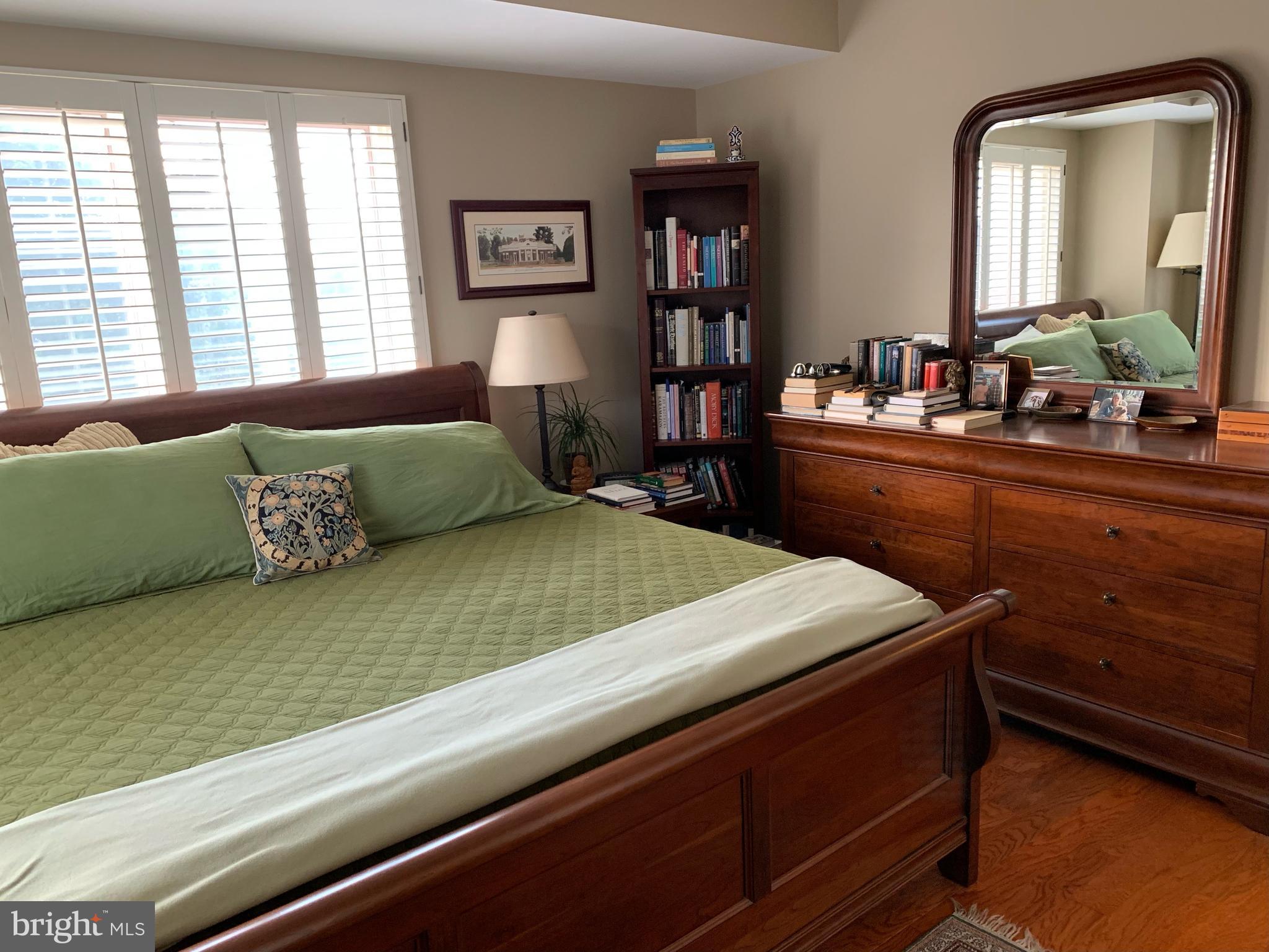 COLECROFT STATION CONDOMINIUM - Residential