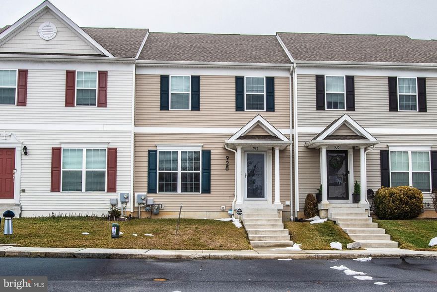 BACK & BETTER THAN EVER! 928 Alexandria Way returns to the market fully vetted and ready for a quick close. The sellers have already checked off every item on the repair request, this is the definition of Move-In Ready.
- Built in 2021: Modern systems & energy efficiency.
- Modern Aesthetics: Fresh paint & Luxury Vinyl Plank flooring throughout the open-concept main floor.
- Outdoor Oasis: Deep, fully fenced backyard perfect for pets or play.
- Bonus Space: Partially finished basement adds incredible versatility.
- Commuter’s Dream: Minutes to Rt 1 & Rt 13 for an easy drive to Dover or Wilmington.

Enjoy an open-concept layout anchored by stylish LVP flooring and a spacious kitchen designed for entertaining. The primary suite is a true sanctuary, while the partially finished lower level offers the "flex space" everyone is looking for. With a deep fenced-in lot and a prime Smyrna location, this home offers the lifestyle you’ve been searching for without the new-build price tag.