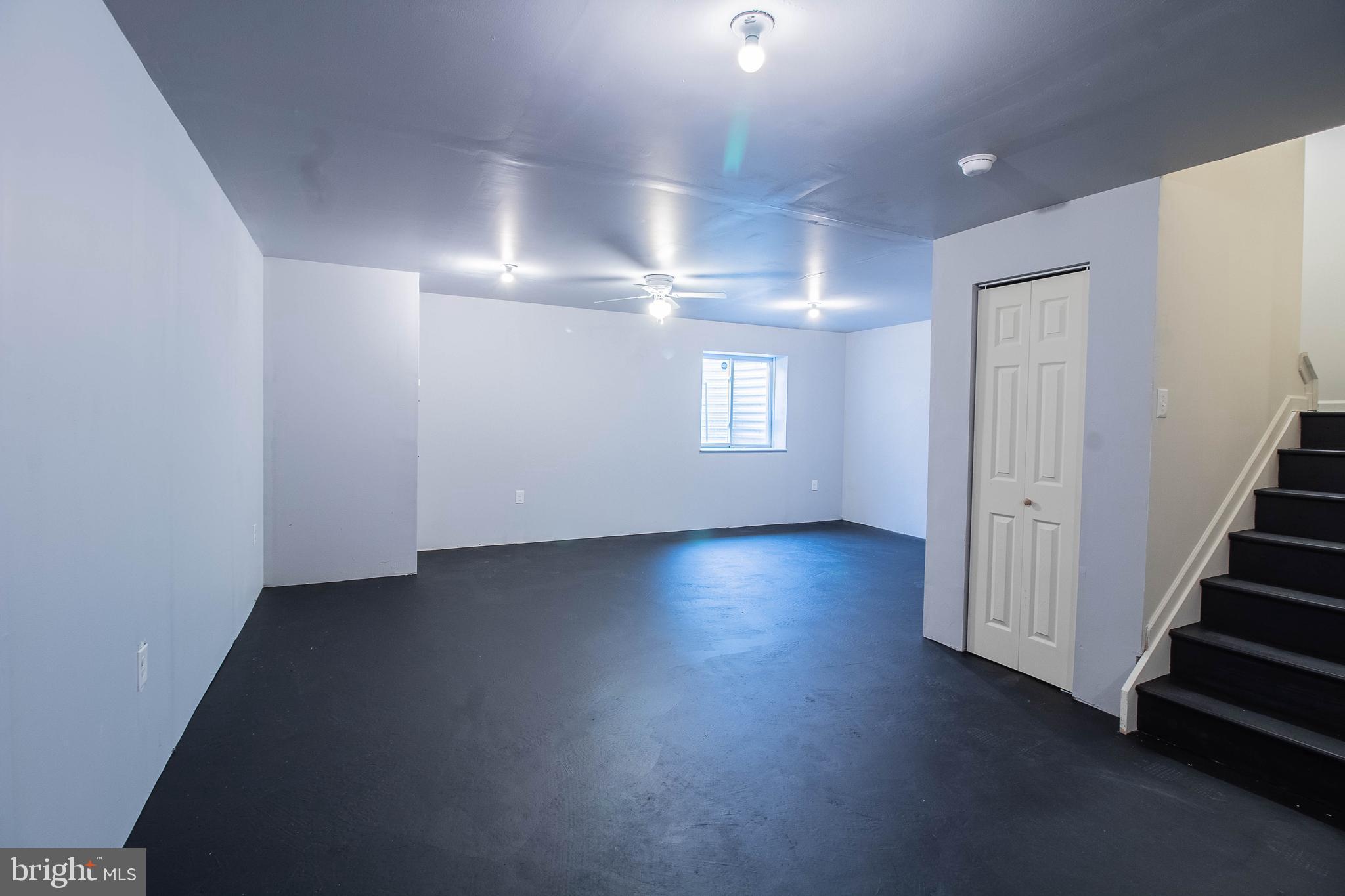 WOODLAND MANOR - Residential