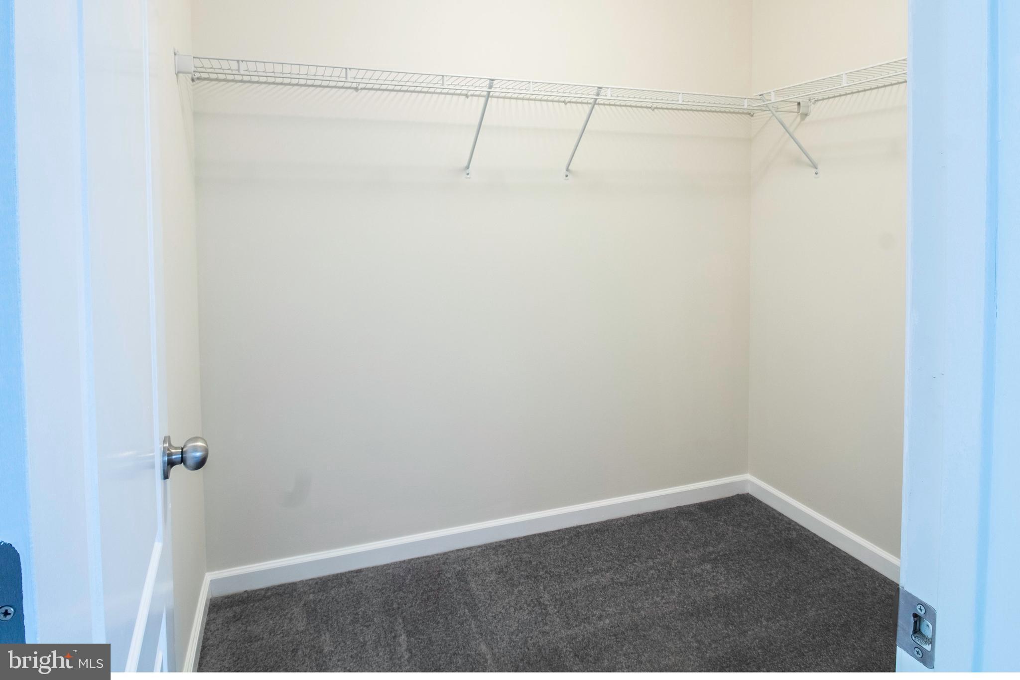 WOODLAND MANOR - Residential