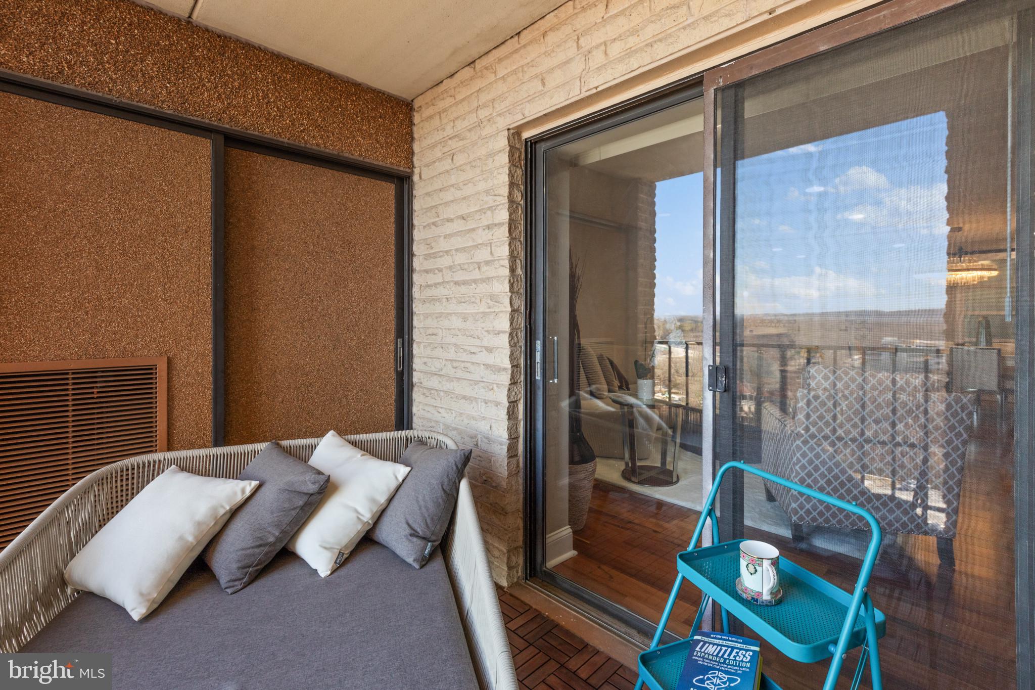 VALLEY FORGE TOWER - Residential