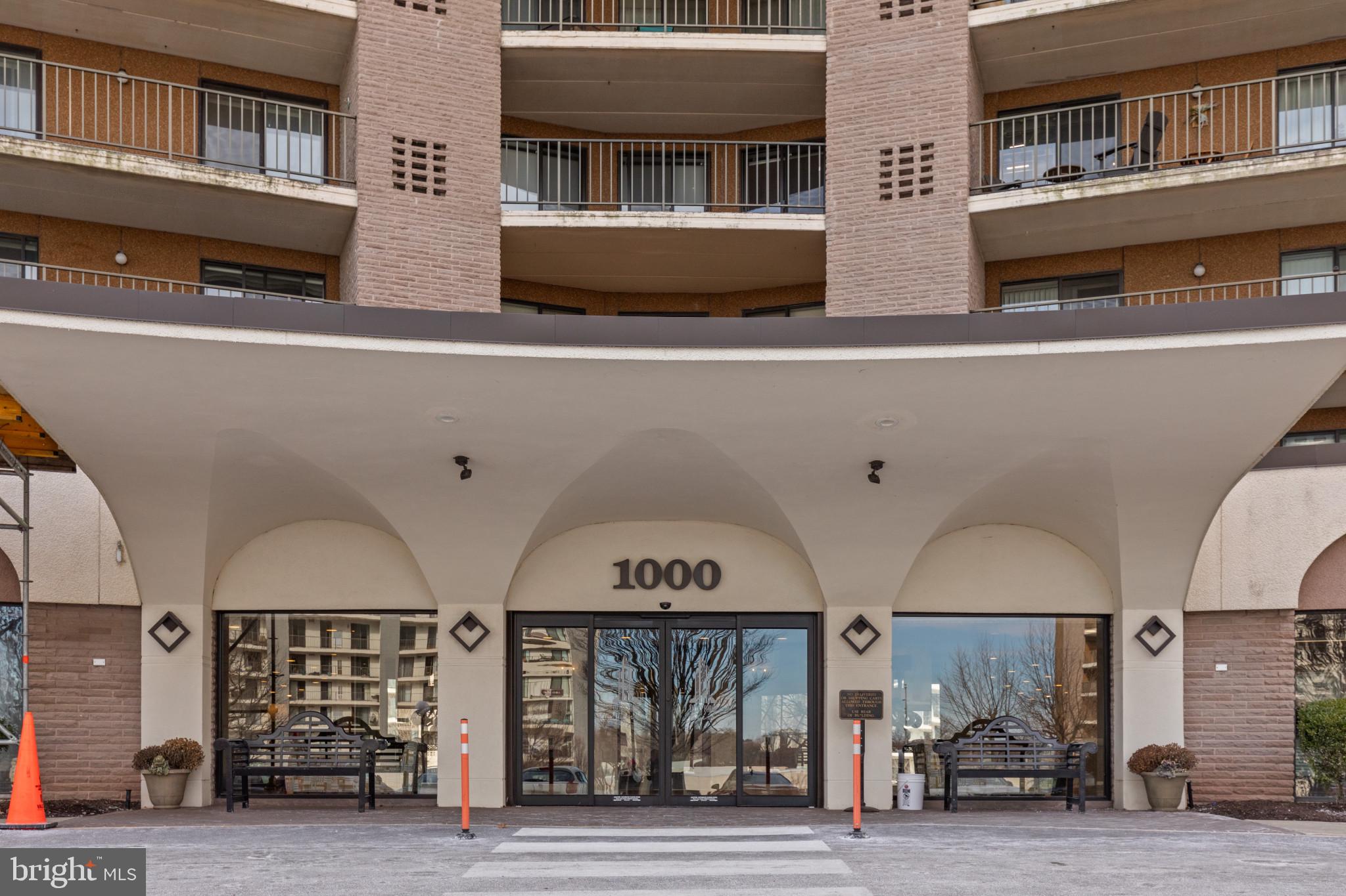 VALLEY FORGE TOWER - Residential
