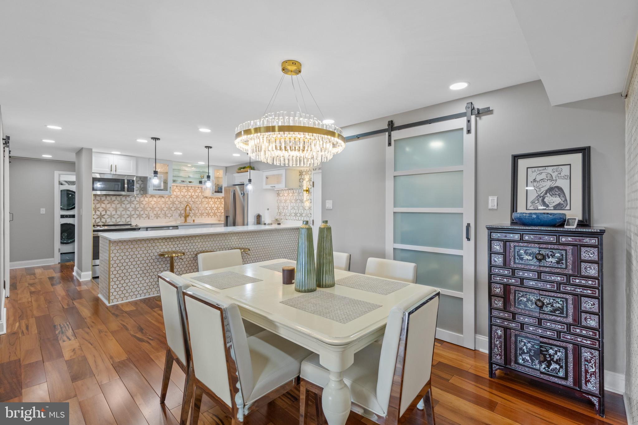 VALLEY FORGE TOWER - Residential