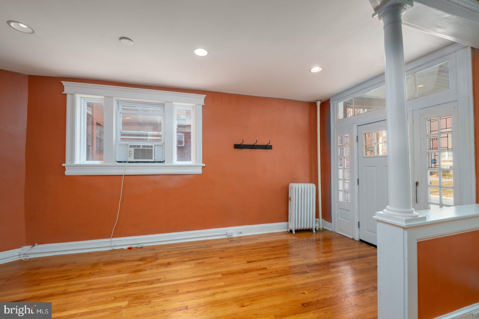 OAKENSHAWE HISTORIC DISTRICT - Residential Lease