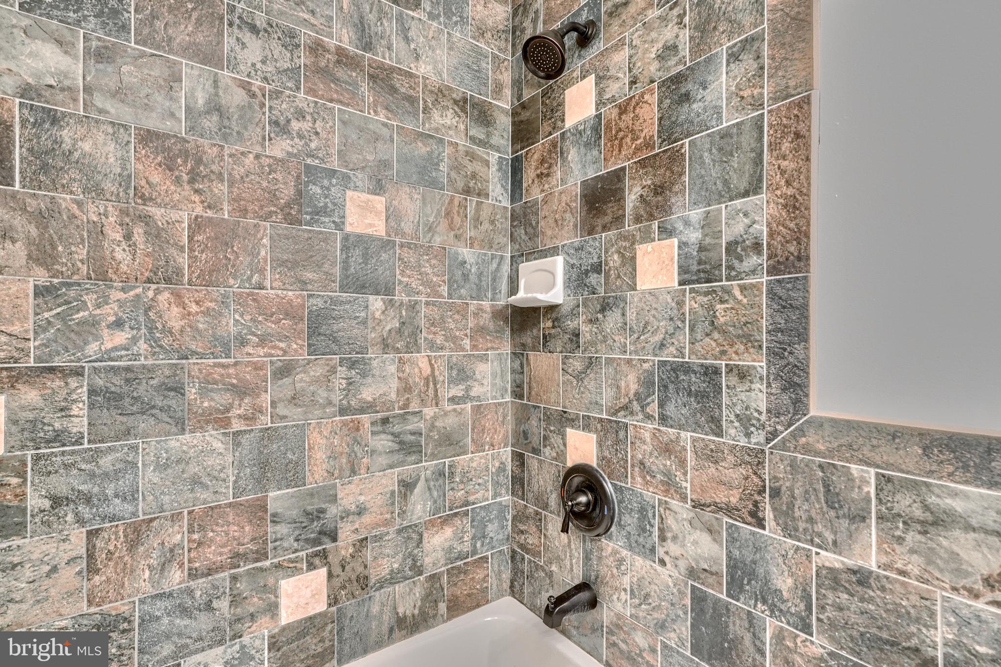 BELMONT - Residential