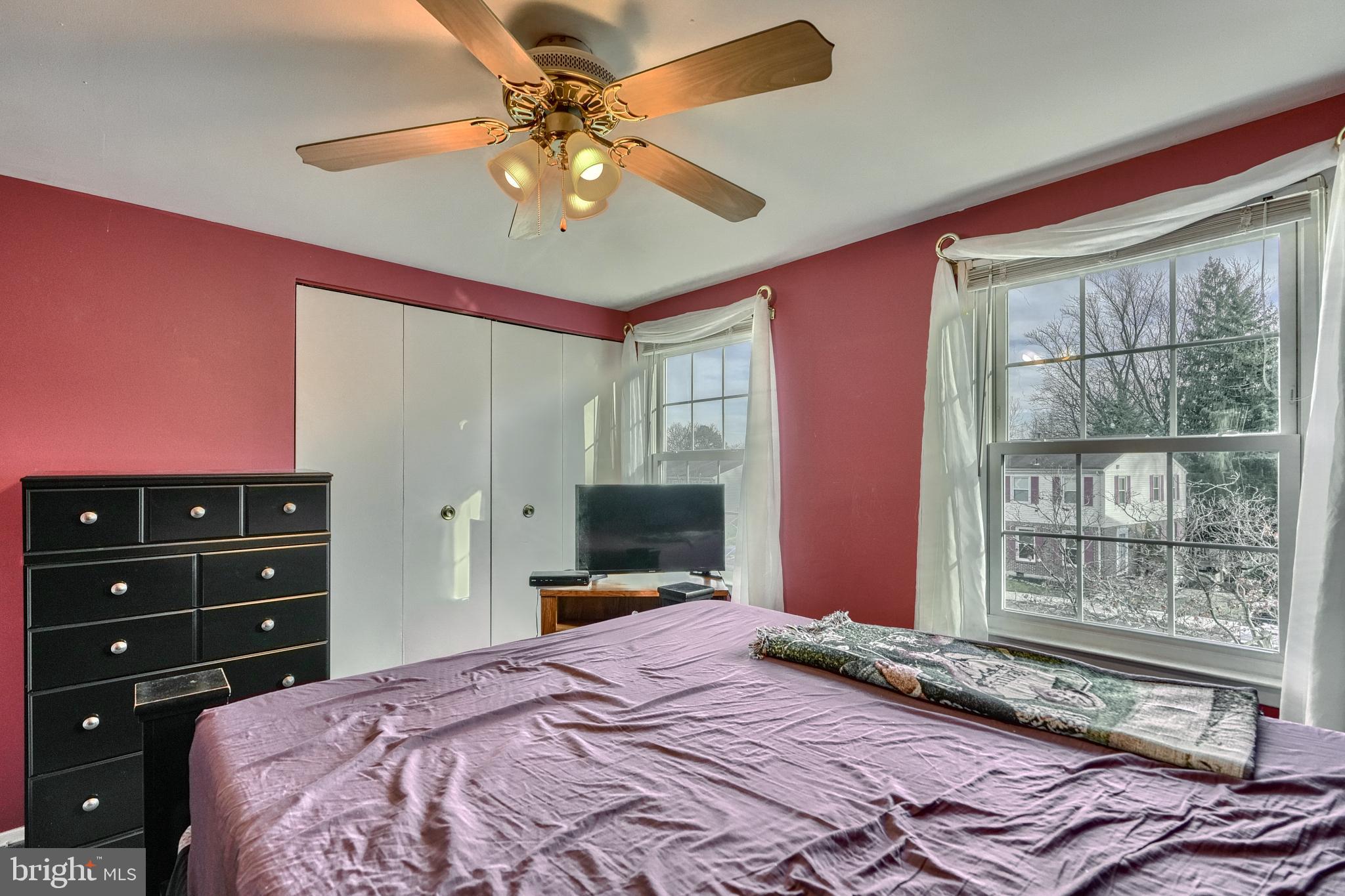 BELMONT - Residential