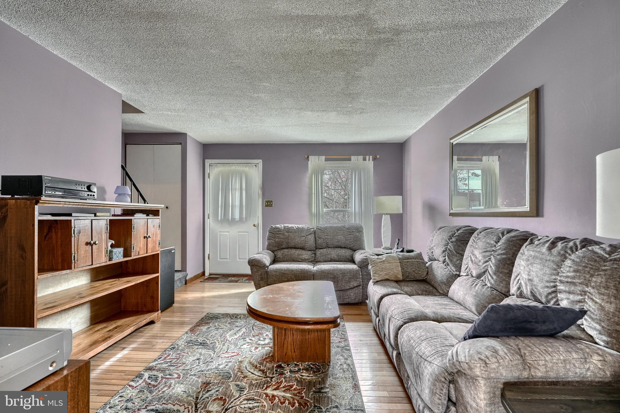 BELMONT - Residential