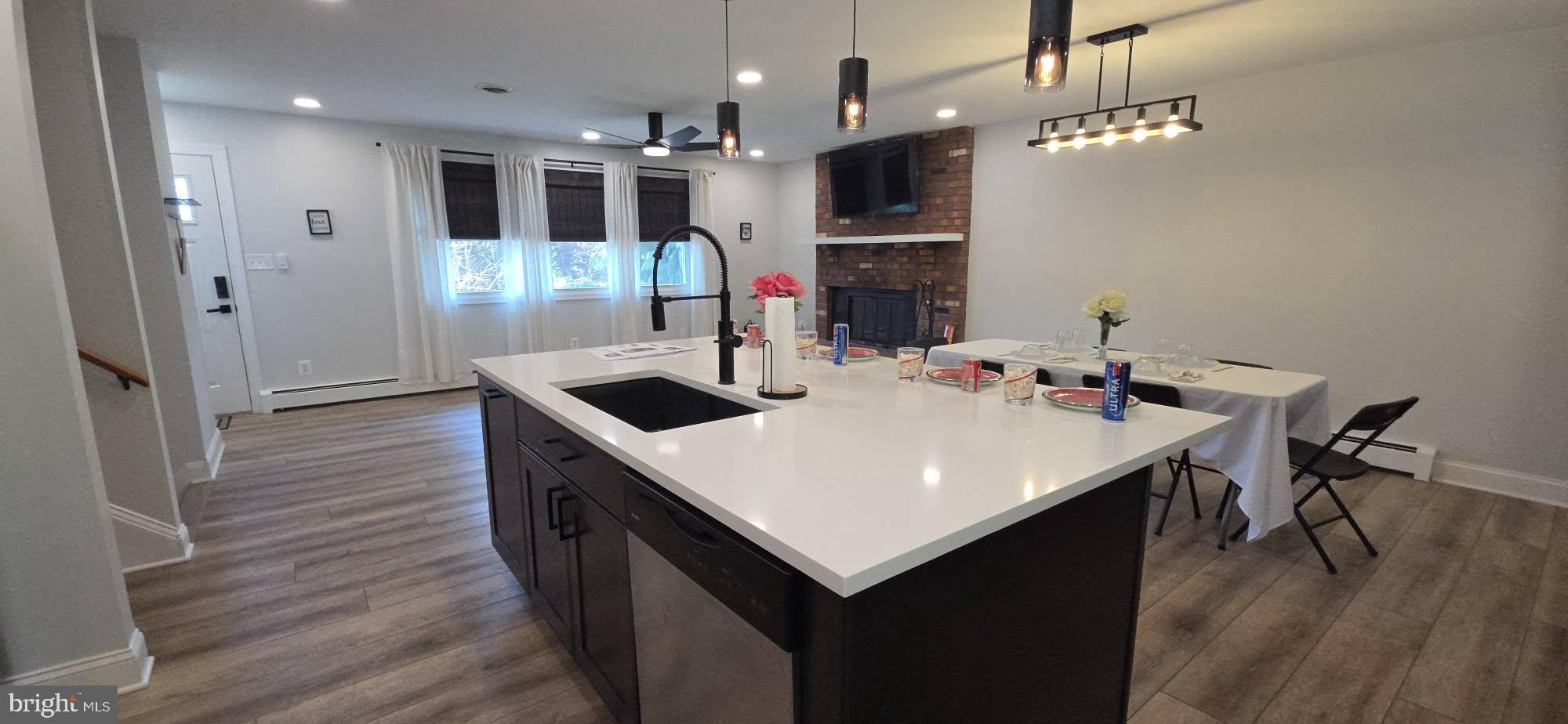 VILLAGE CARRS MILL - Residential