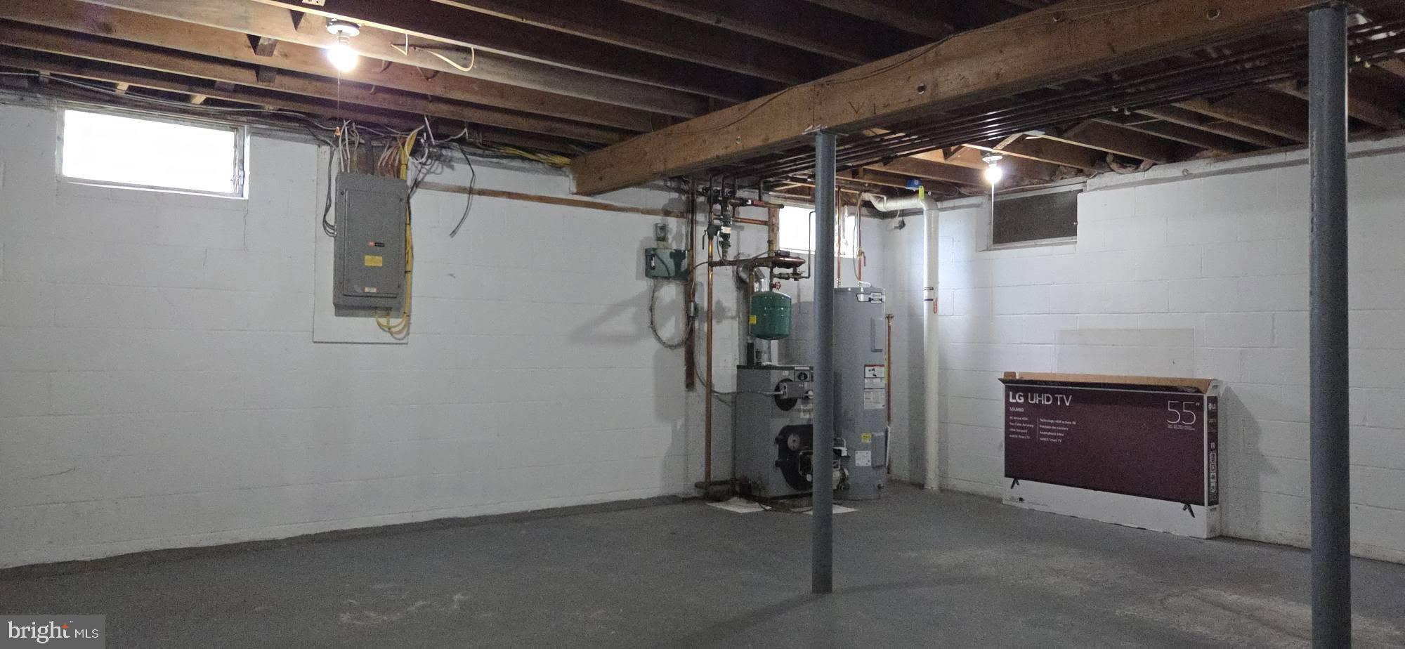 VILLAGE CARRS MILL - Residential