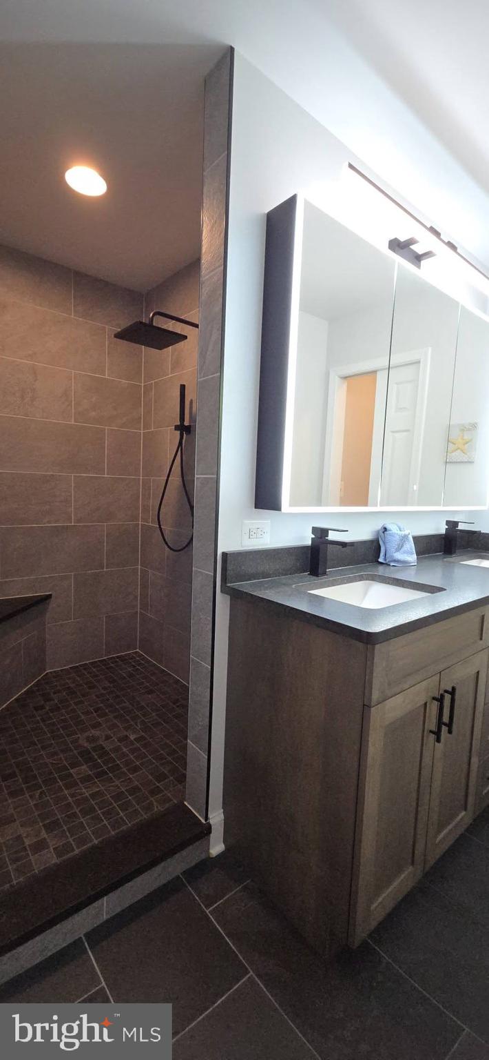 VILLAGE CARRS MILL - Residential