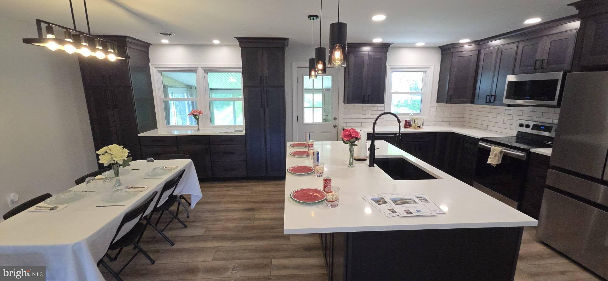 VILLAGE CARRS MILL - Residential