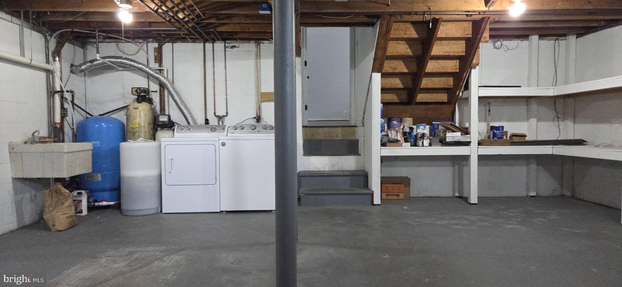 VILLAGE CARRS MILL - Residential