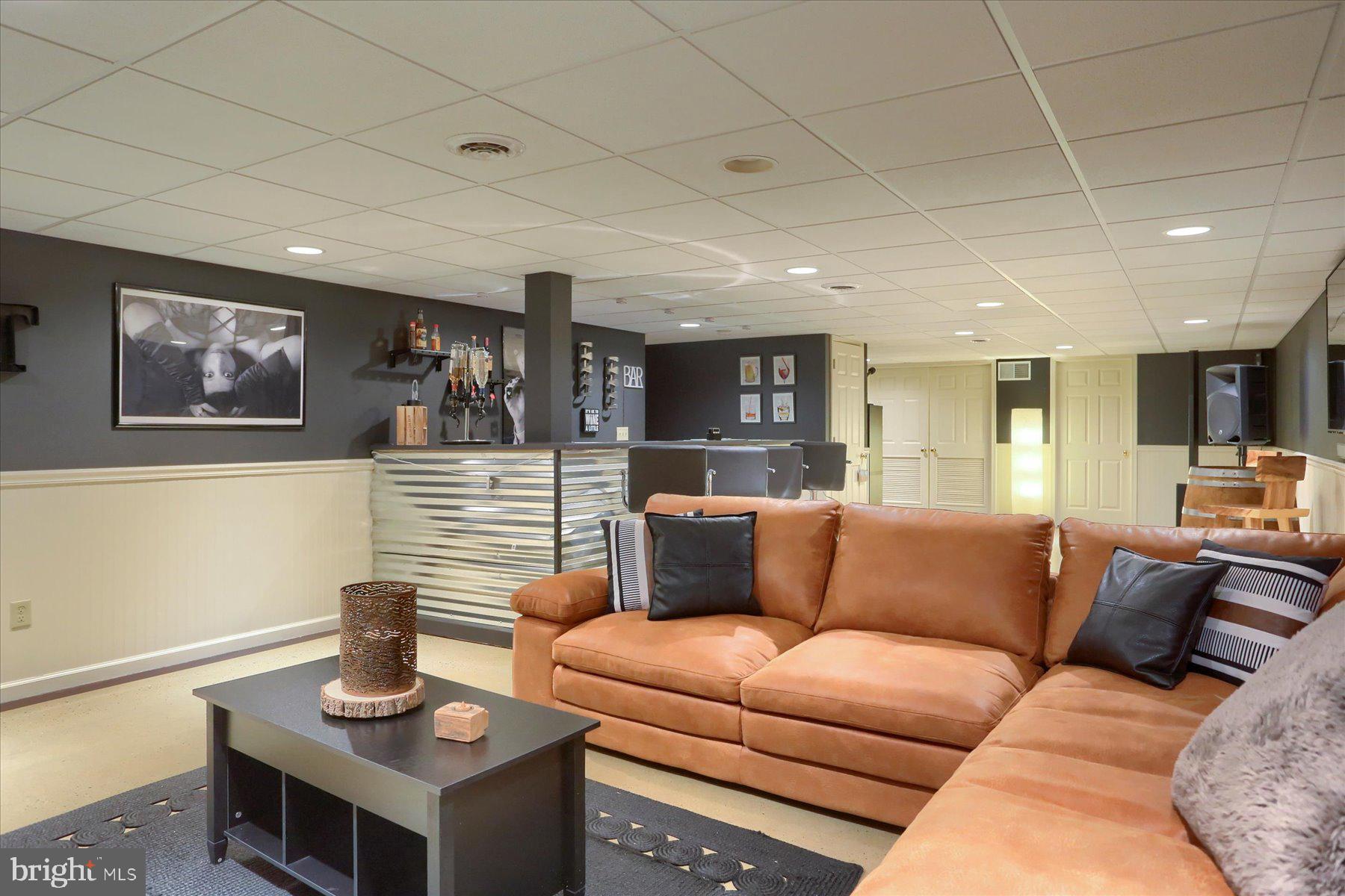 WHEATLAND MANOR - Residential