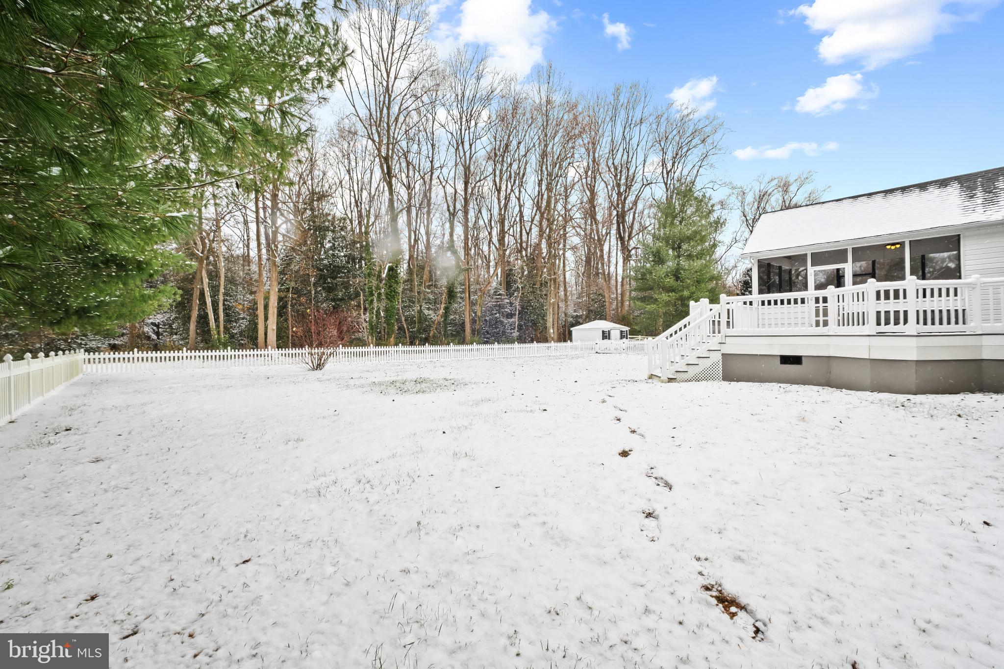 CRESTFIELD - Residential