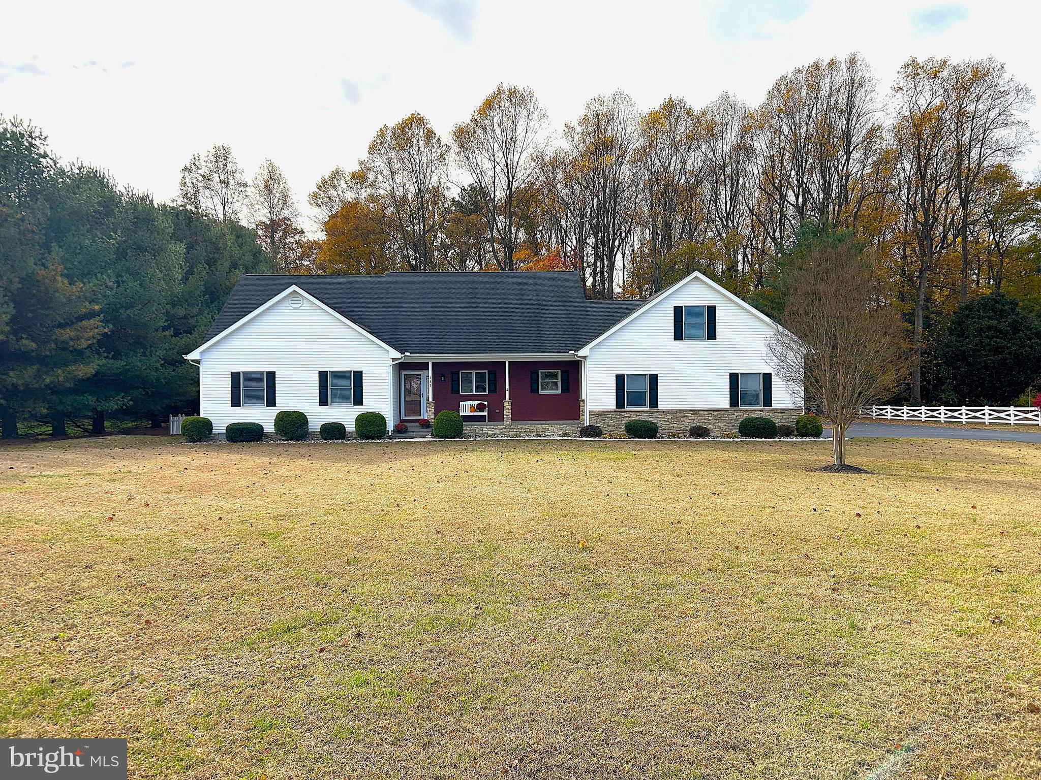 CRESTFIELD - Residential