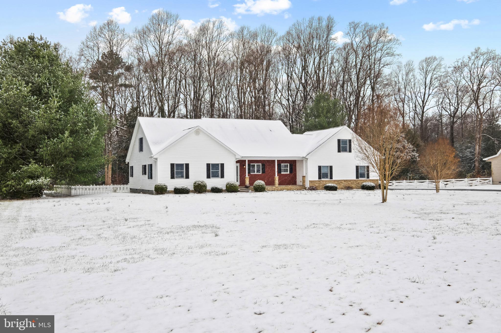 137 S PAULA LYNNE DRIVE