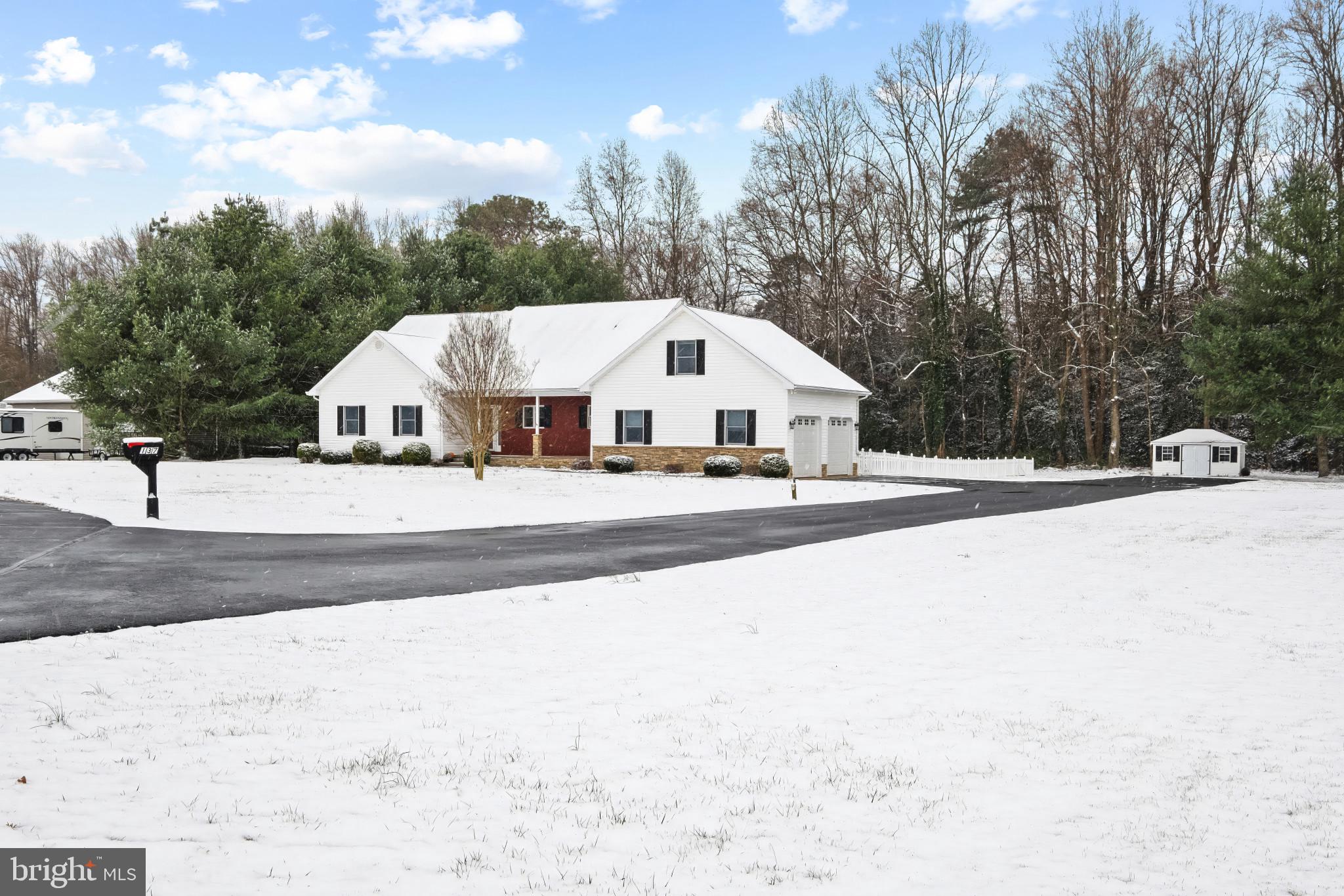 CRESTFIELD - Residential