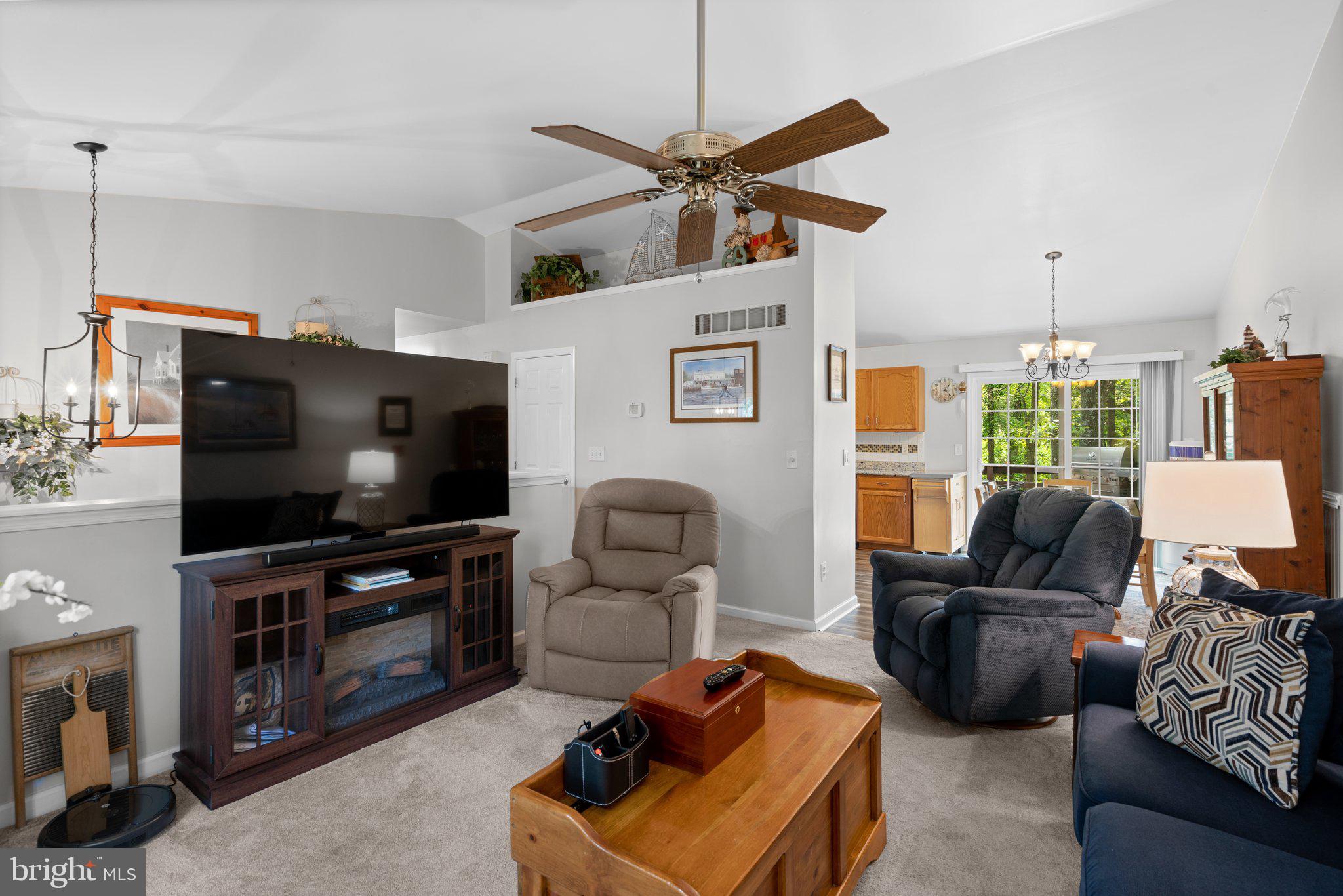 REGULARS - Residential