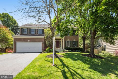 Photo of 13491 Falcon View Court, BRISTOW, VA 20136 (MLS # VAPW2119444)