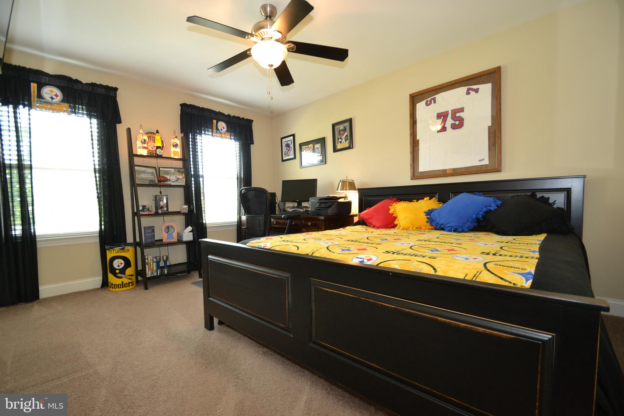 VILLAGE GLEN - Residential