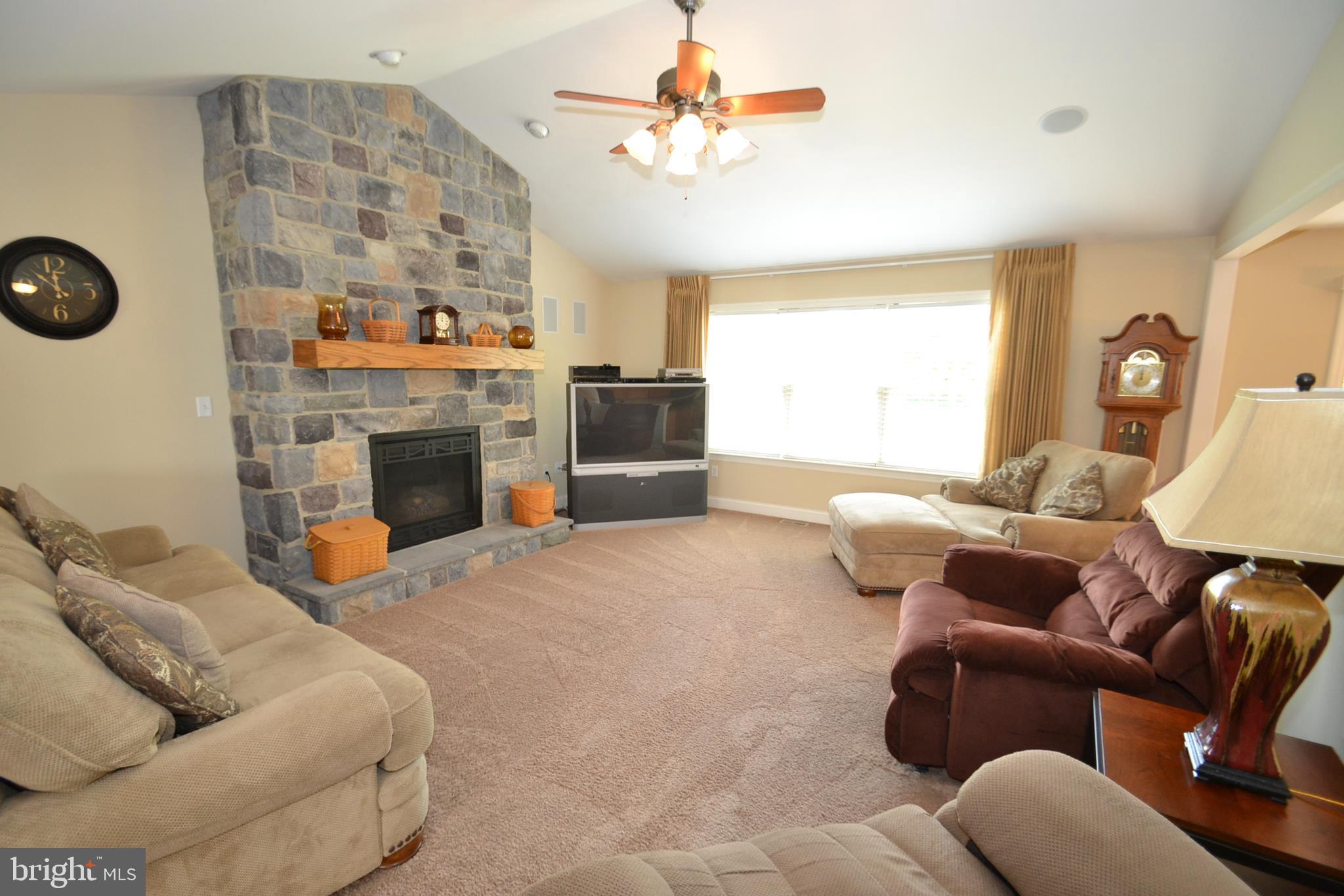 VILLAGE GLEN - Residential