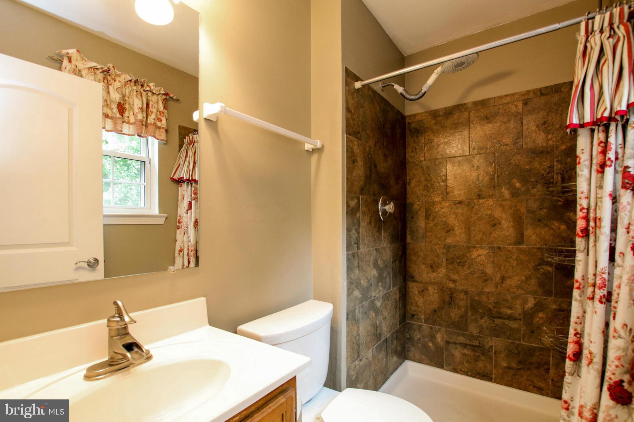 ROCK CREEK LANDING - Residential