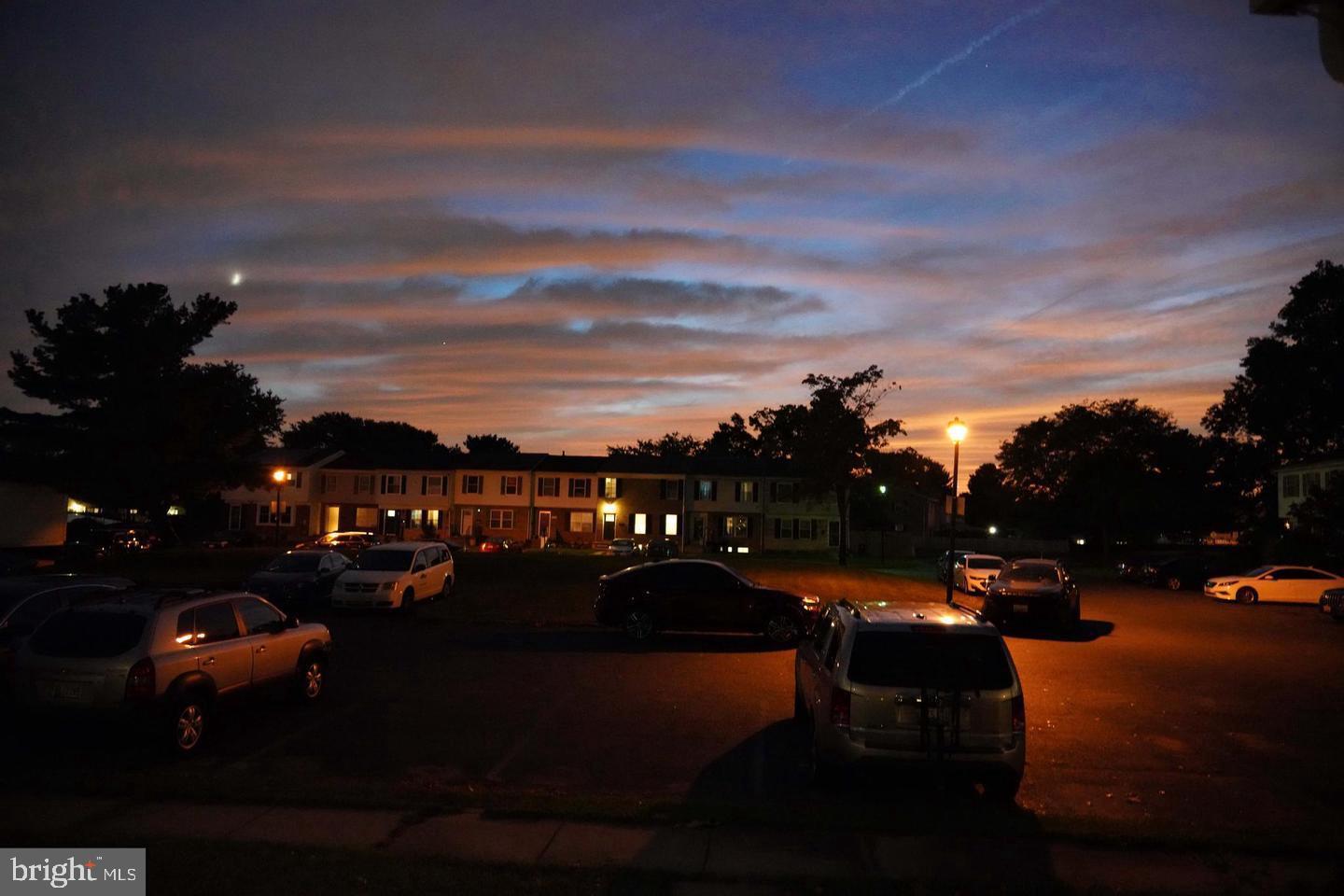 HARFORD SQUARE - Residential