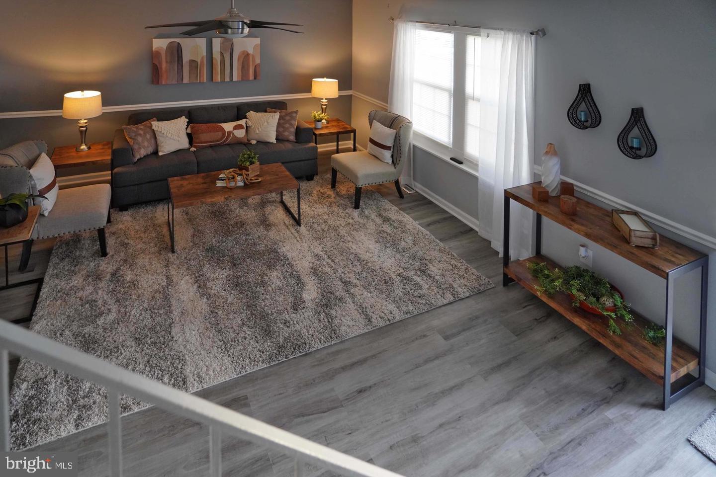 HARFORD SQUARE - Residential