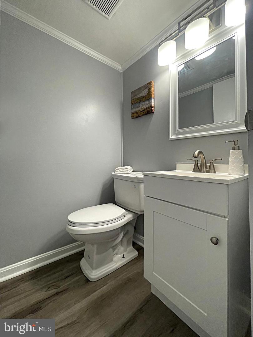 HARFORD SQUARE - Residential