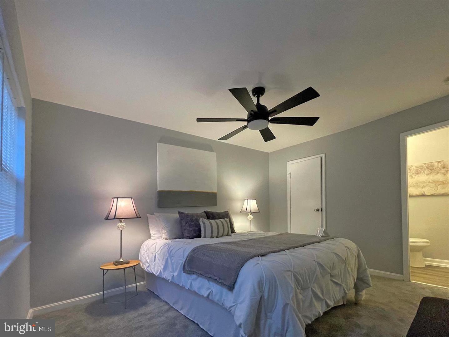 HARFORD SQUARE - Residential